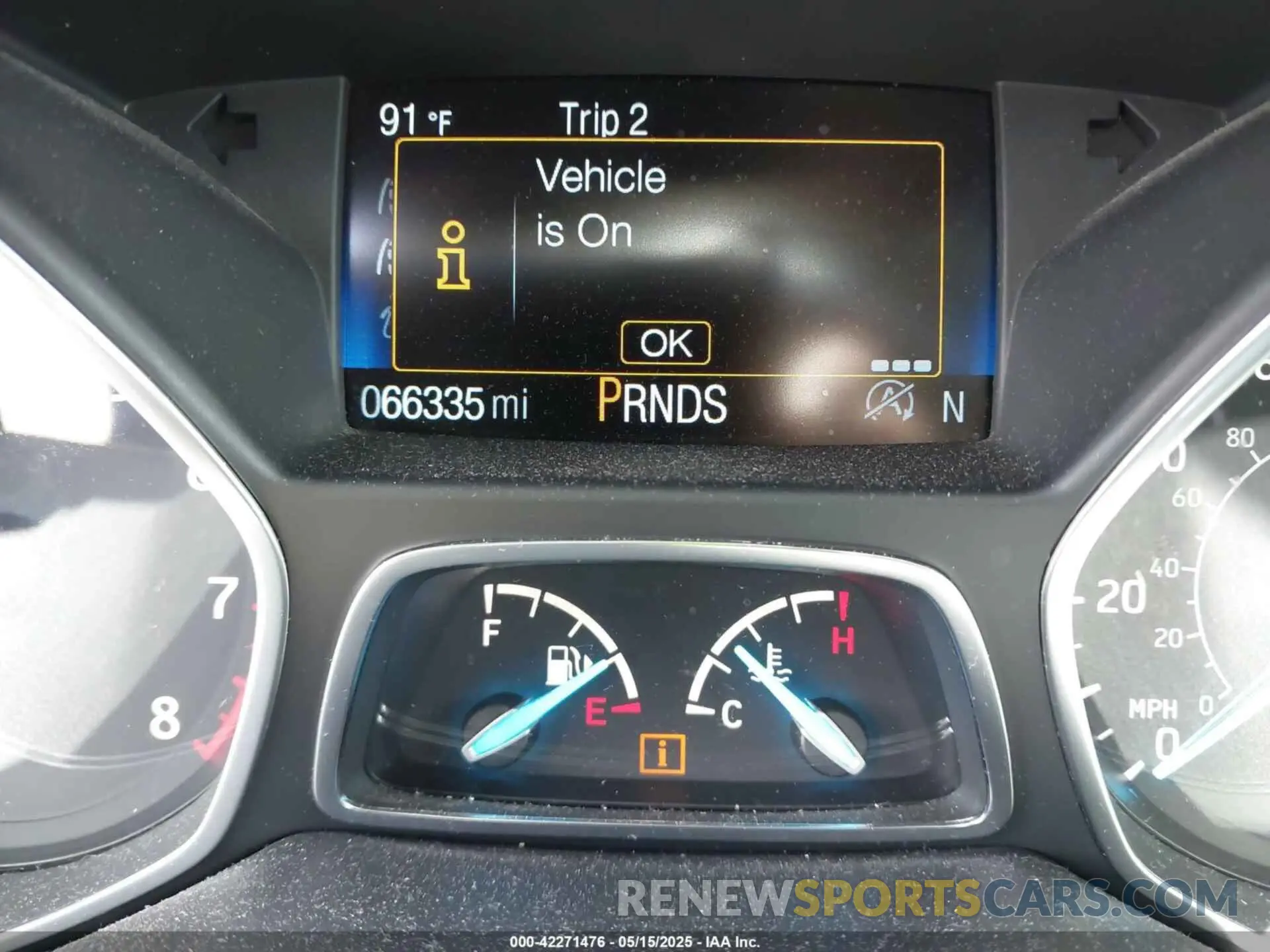 15 Photograph of a damaged car 1FMCU0GD0KUB74569 FORD ESCAPE 2019