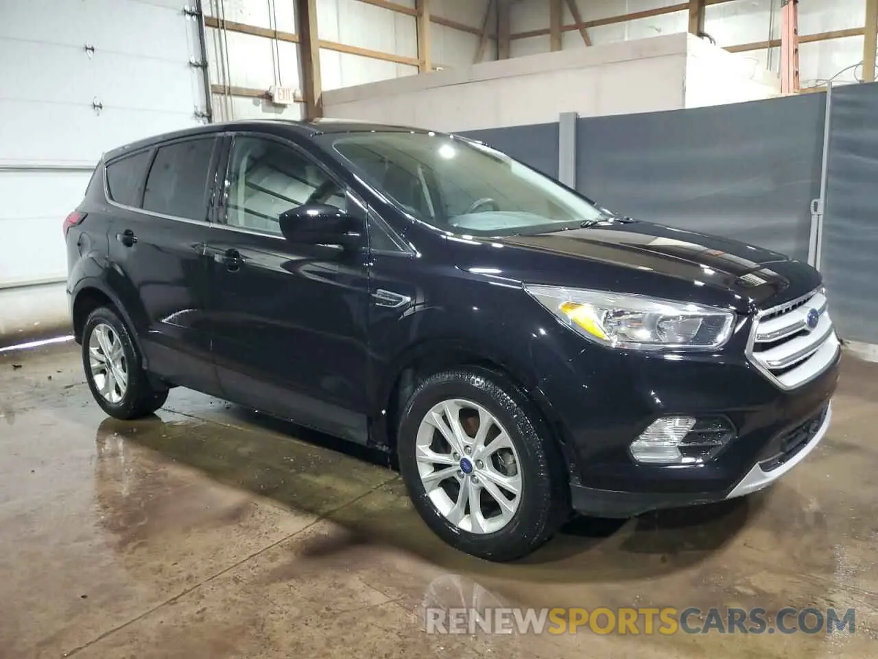4 Photograph of a damaged car 1FMCU0GD1KUA15835 FORD ESCAPE 2019
