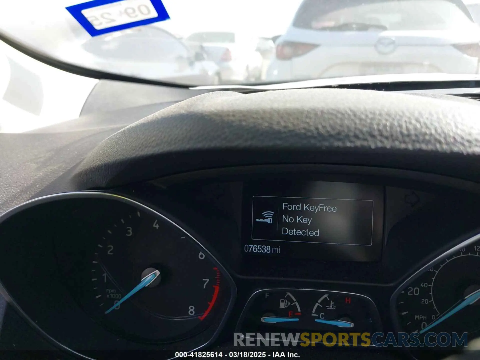 7 Photograph of a damaged car 1FMCU0GD1KUA17486 FORD ESCAPE 2019