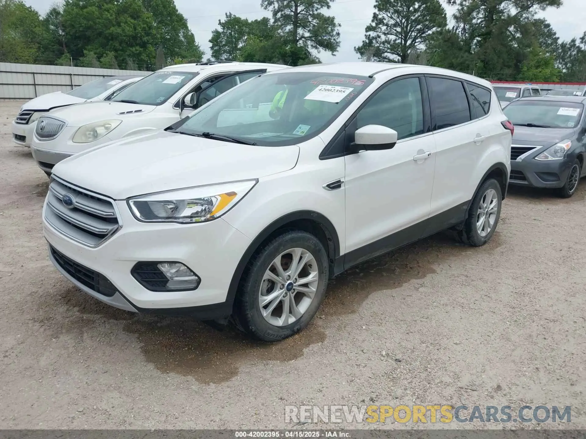 2 Photograph of a damaged car 1FMCU0GD1KUA30027 FORD ESCAPE 2019