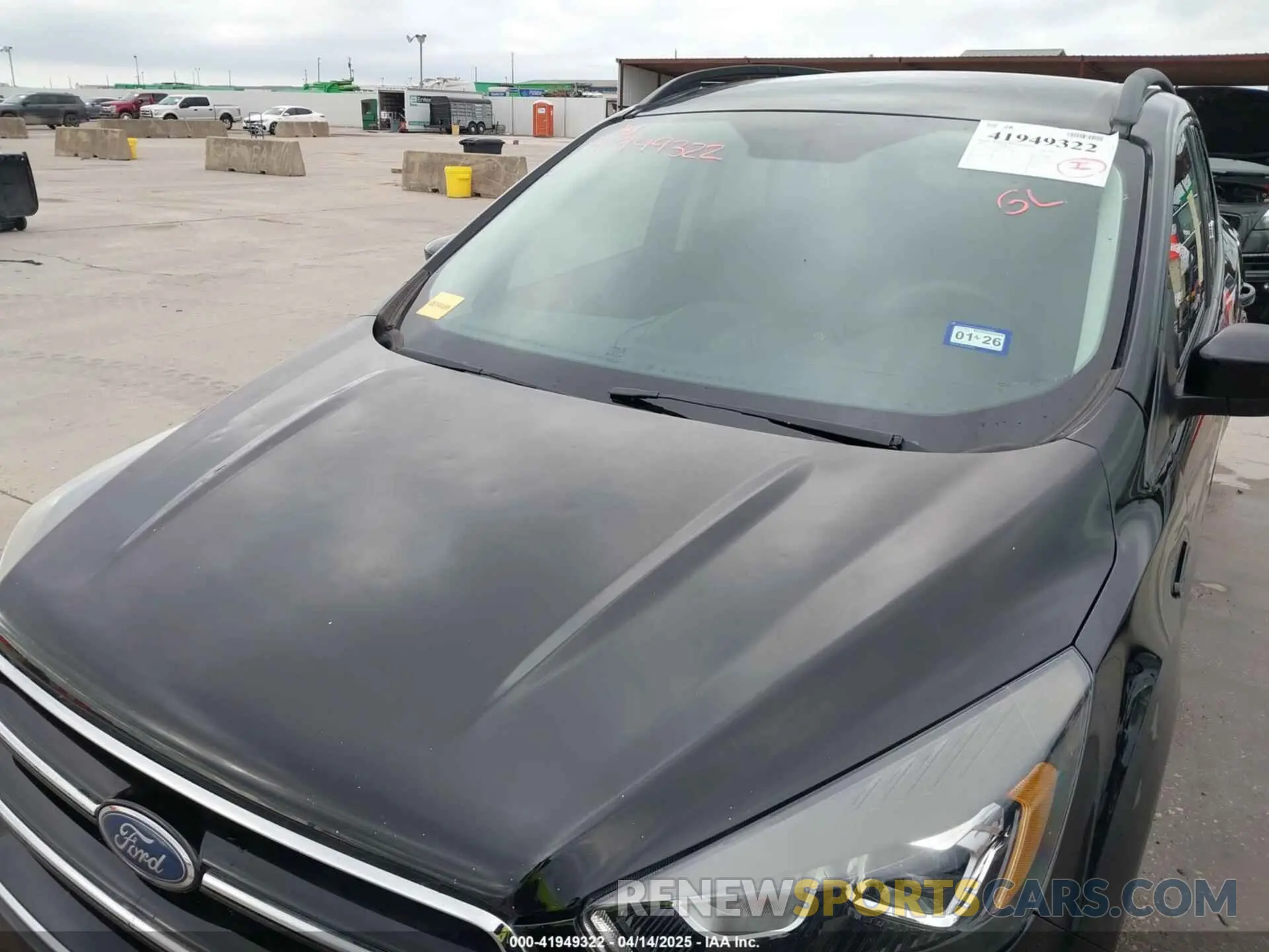 6 Photograph of a damaged car 1FMCU0GD1KUA53503 FORD ESCAPE 2019
