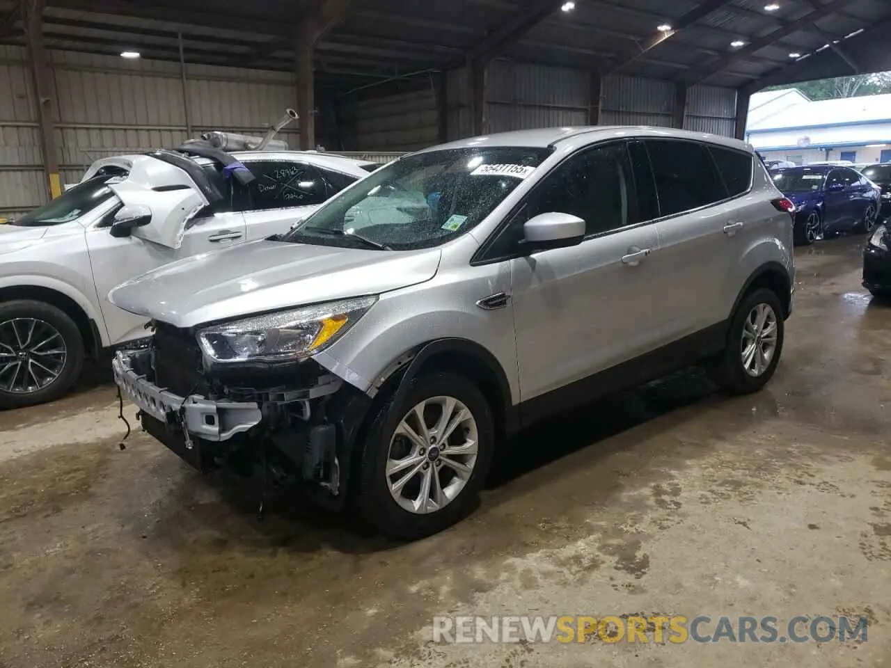1 Photograph of a damaged car 1FMCU0GD1KUB07253 FORD ESCAPE 2019