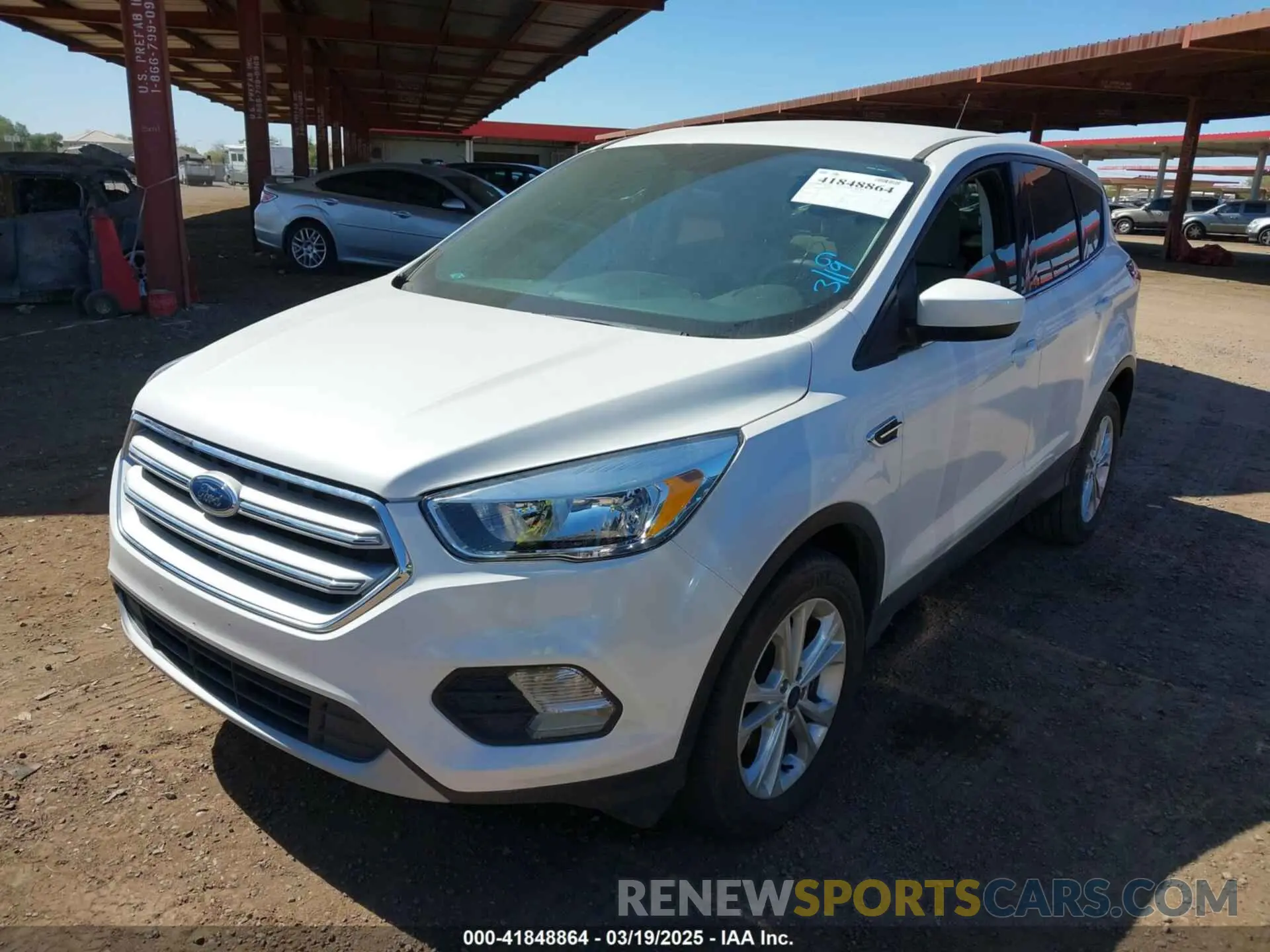 2 Photograph of a damaged car 1FMCU0GD2KUA99793 FORD ESCAPE 2019