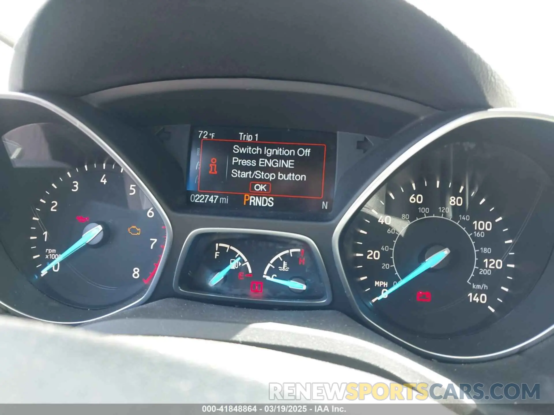 7 Photograph of a damaged car 1FMCU0GD2KUA99793 FORD ESCAPE 2019