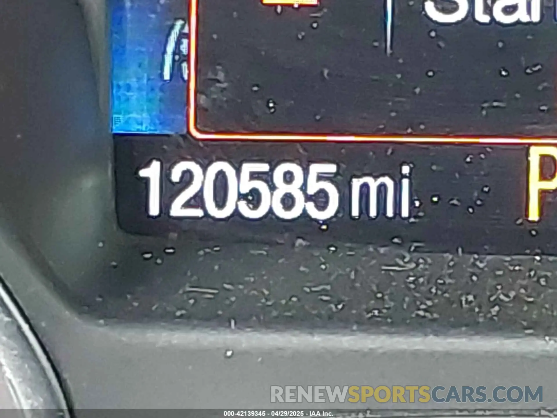 15 Photograph of a damaged car 1FMCU0GD2KUB14762 FORD ESCAPE 2019
