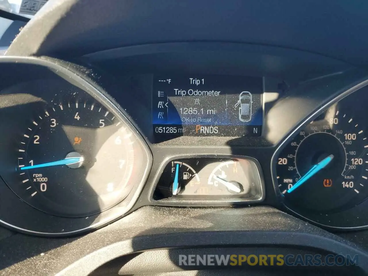 9 Photograph of a damaged car 1FMCU0GD2KUB32484 FORD ESCAPE 2019