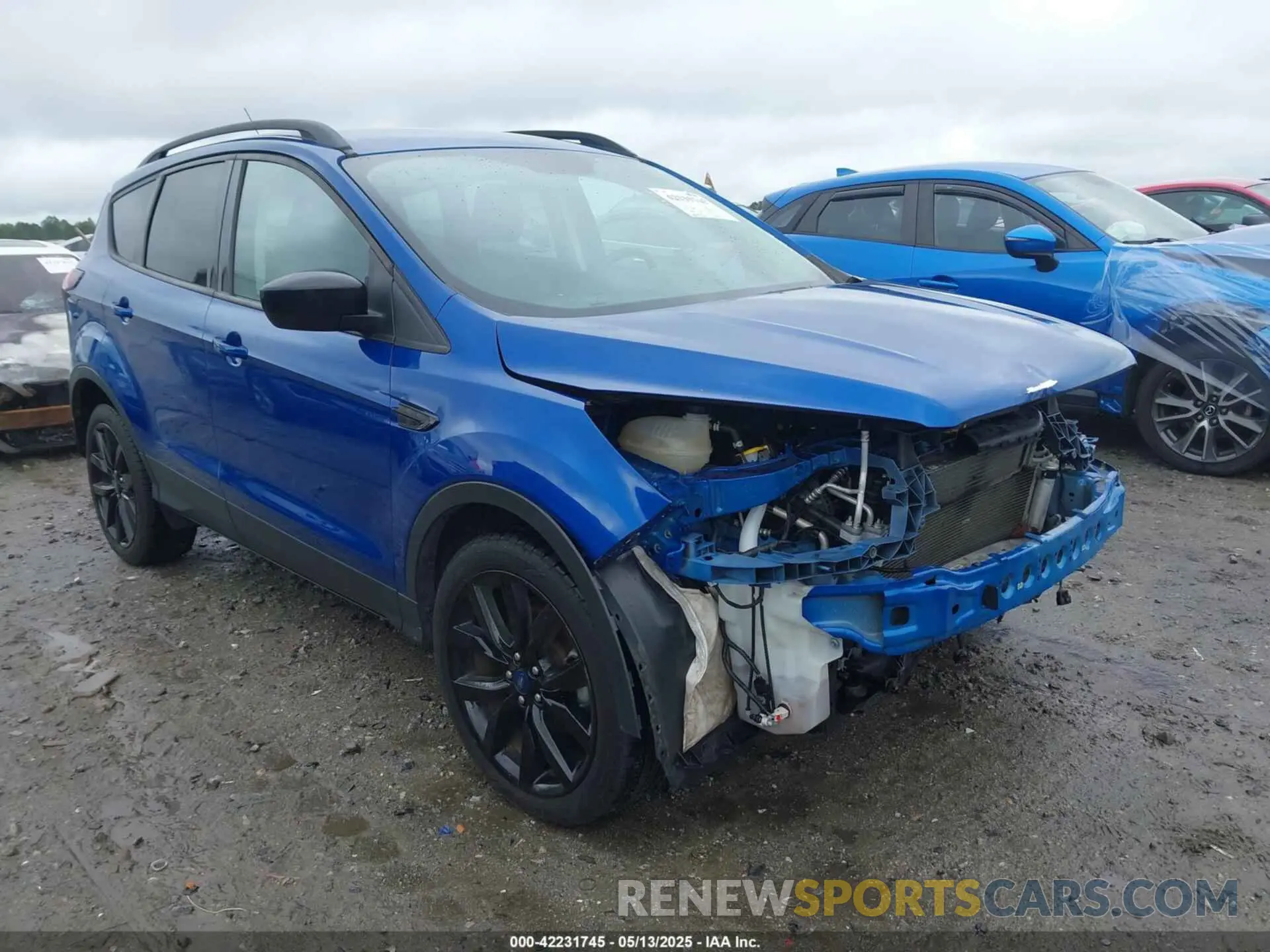 1 Photograph of a damaged car 1FMCU0GD2KUB45025 FORD ESCAPE 2019