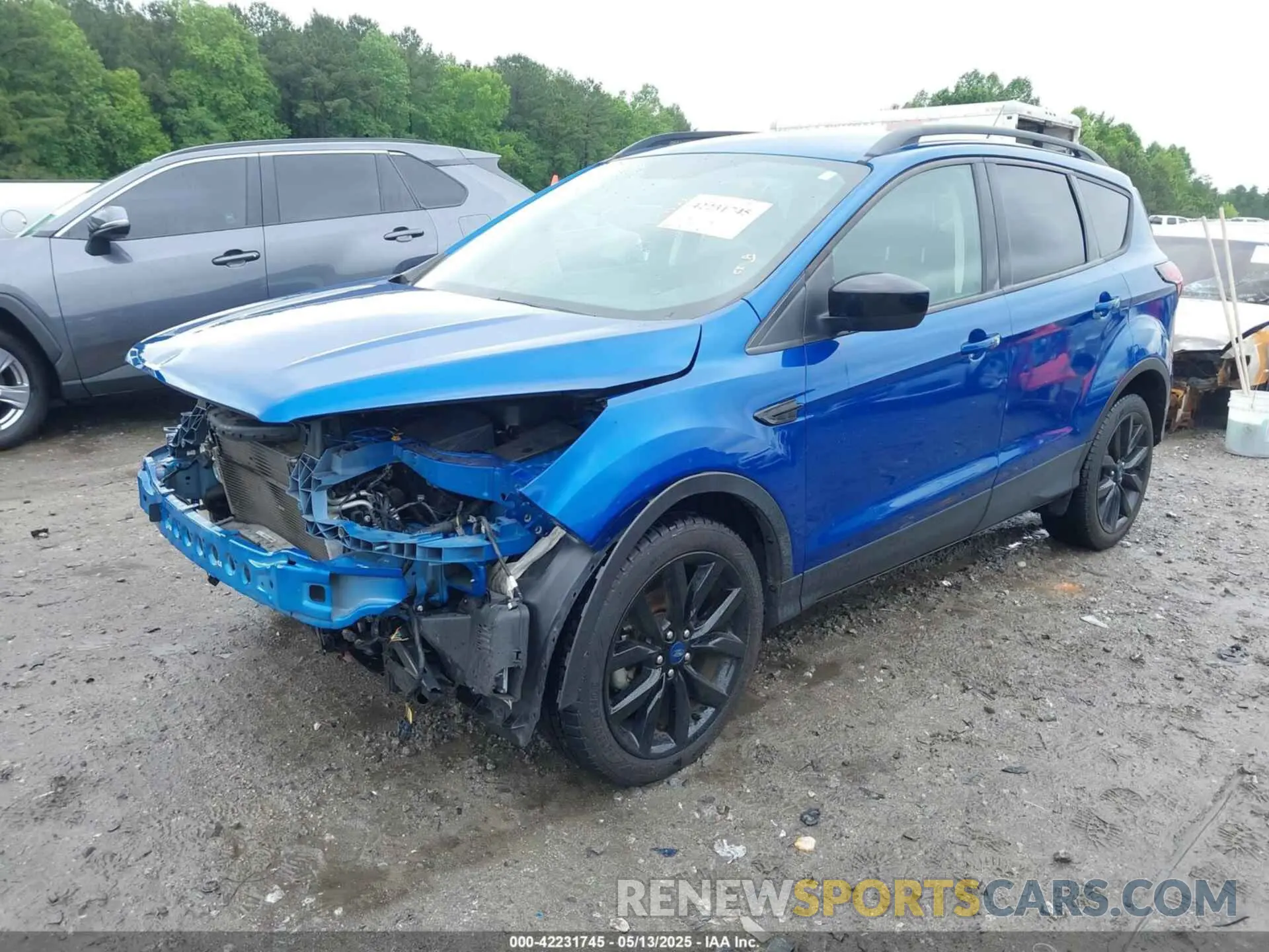 2 Photograph of a damaged car 1FMCU0GD2KUB45025 FORD ESCAPE 2019
