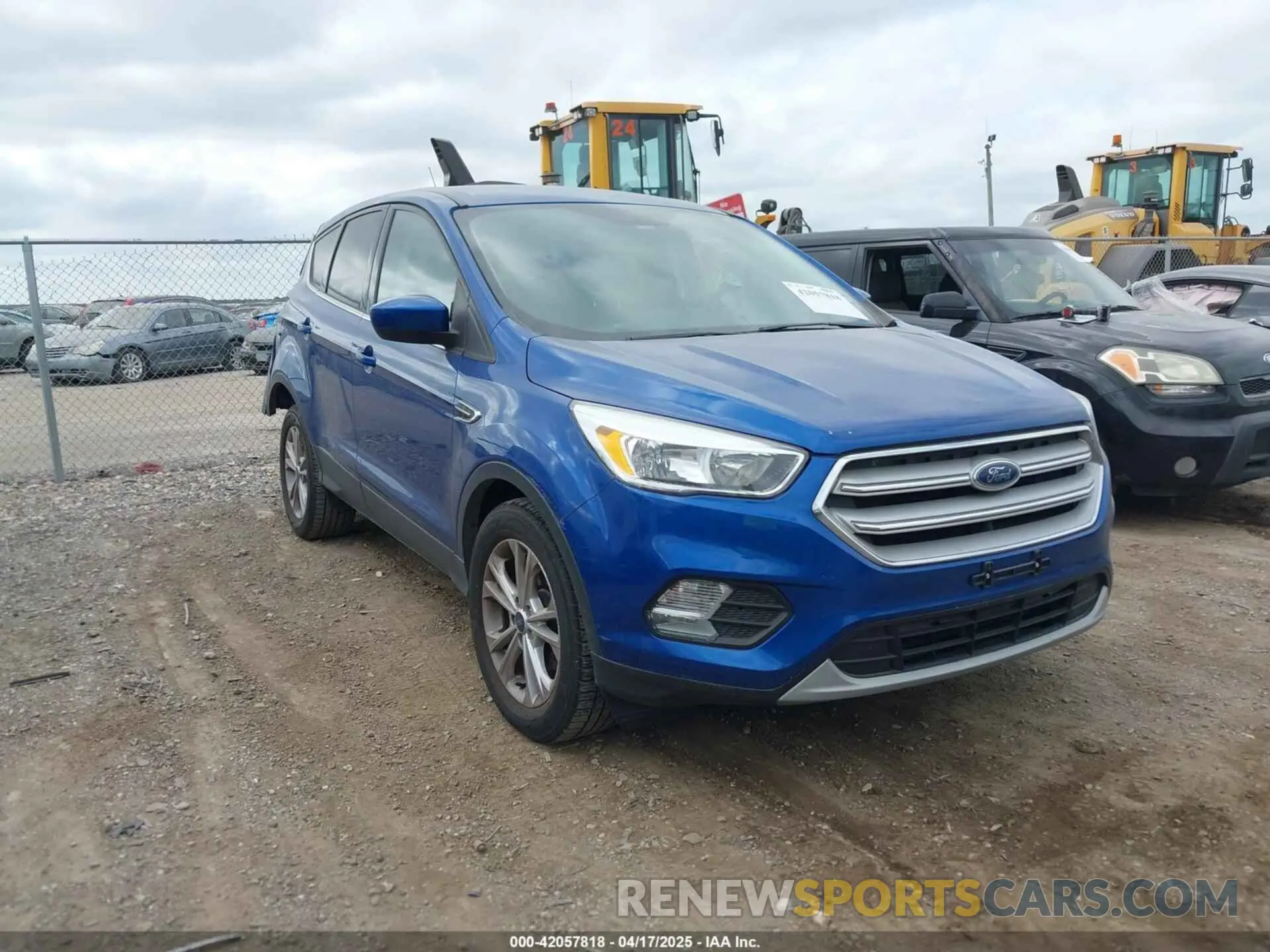 1 Photograph of a damaged car 1FMCU0GD2KUB49611 FORD ESCAPE 2019