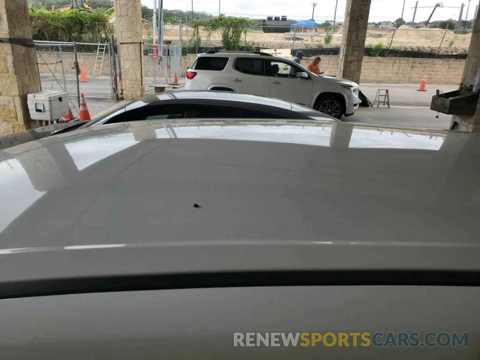17 Photograph of a damaged car 1FMCU0GD2KUB82463 FORD ESCAPE 2019