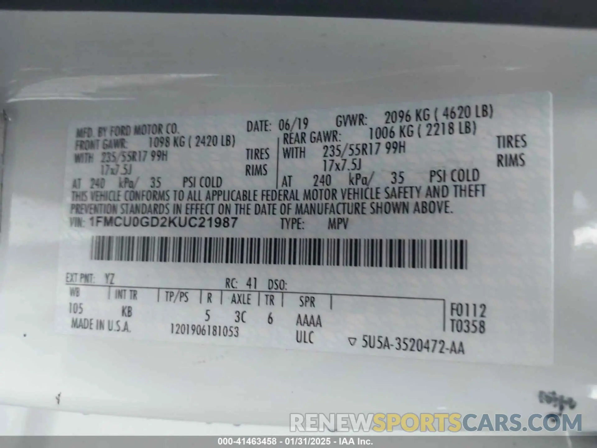 9 Photograph of a damaged car 1FMCU0GD2KUC21987 FORD ESCAPE 2019