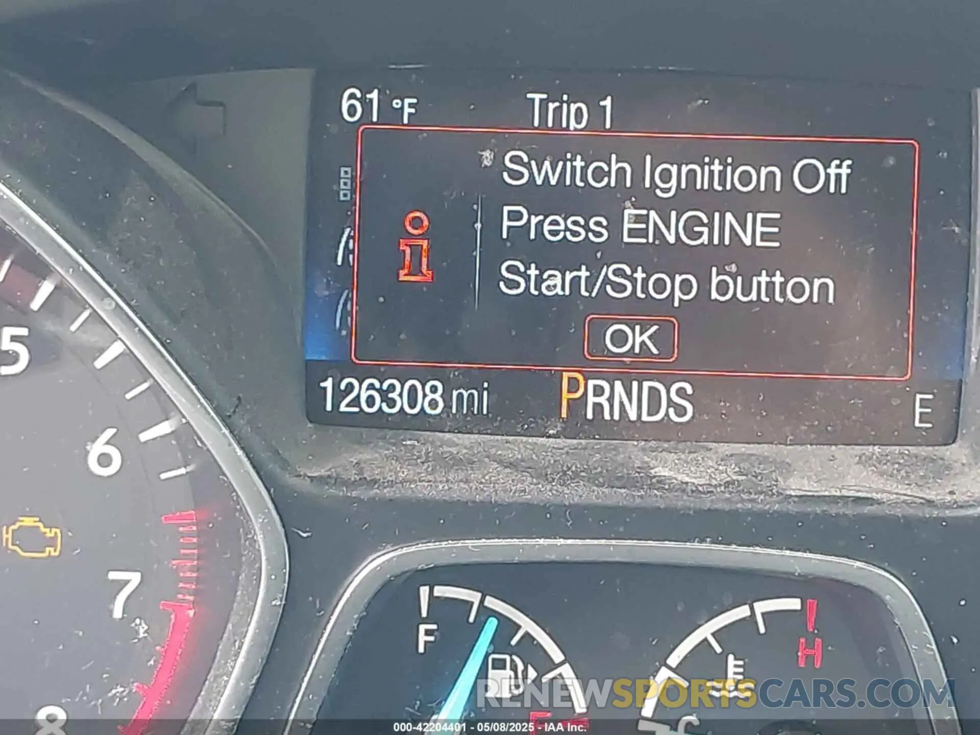 15 Photograph of a damaged car 1FMCU0GD2KUC46050 FORD ESCAPE 2019