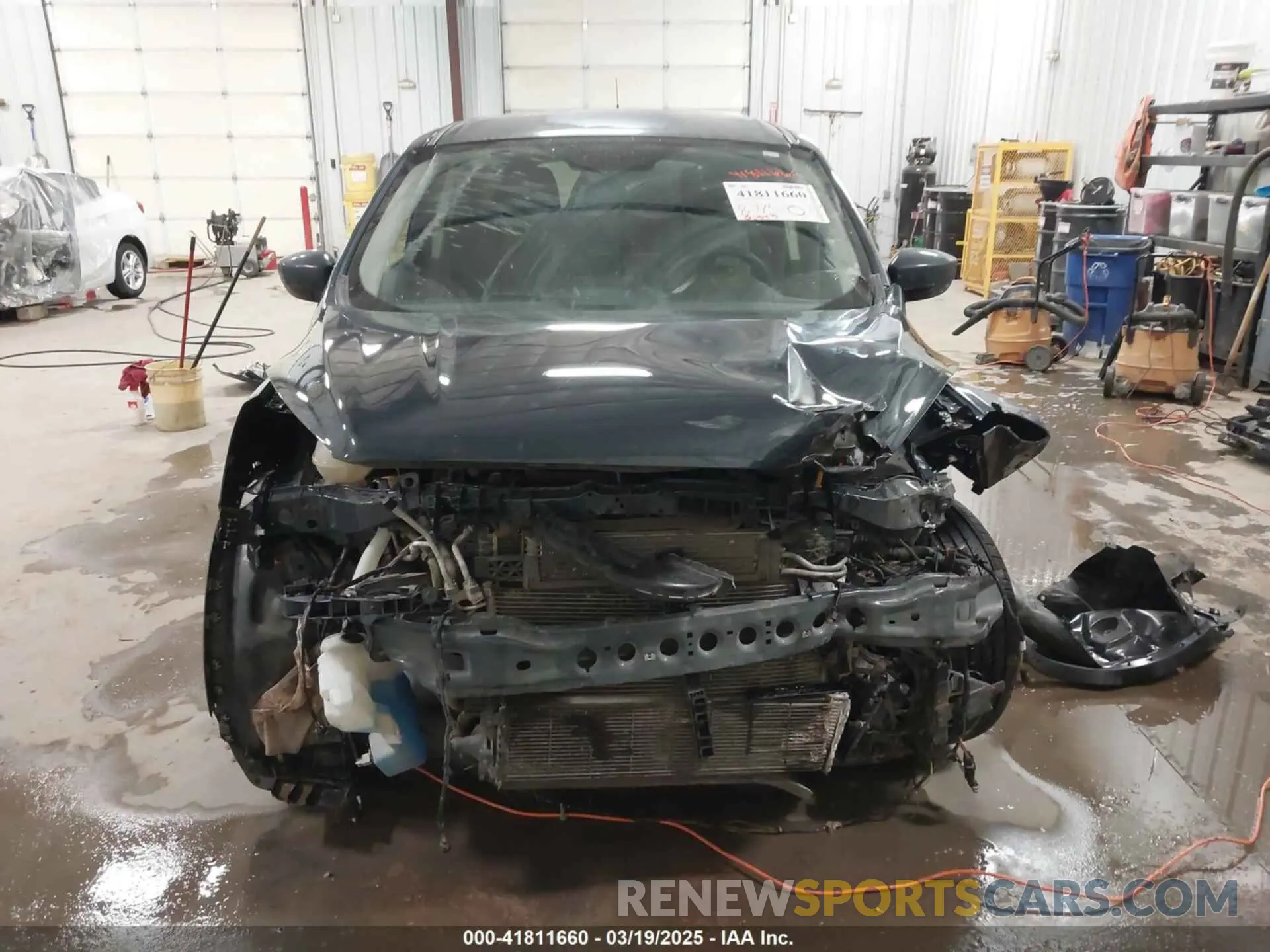 13 Photograph of a damaged car 1FMCU0GD2KUC53502 FORD ESCAPE 2019