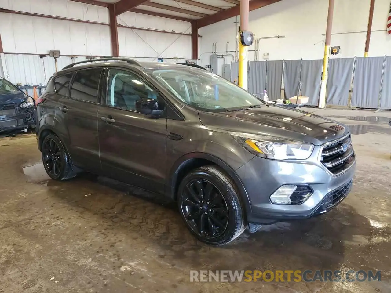 4 Photograph of a damaged car 1FMCU0GD3KUA07512 FORD ESCAPE 2019