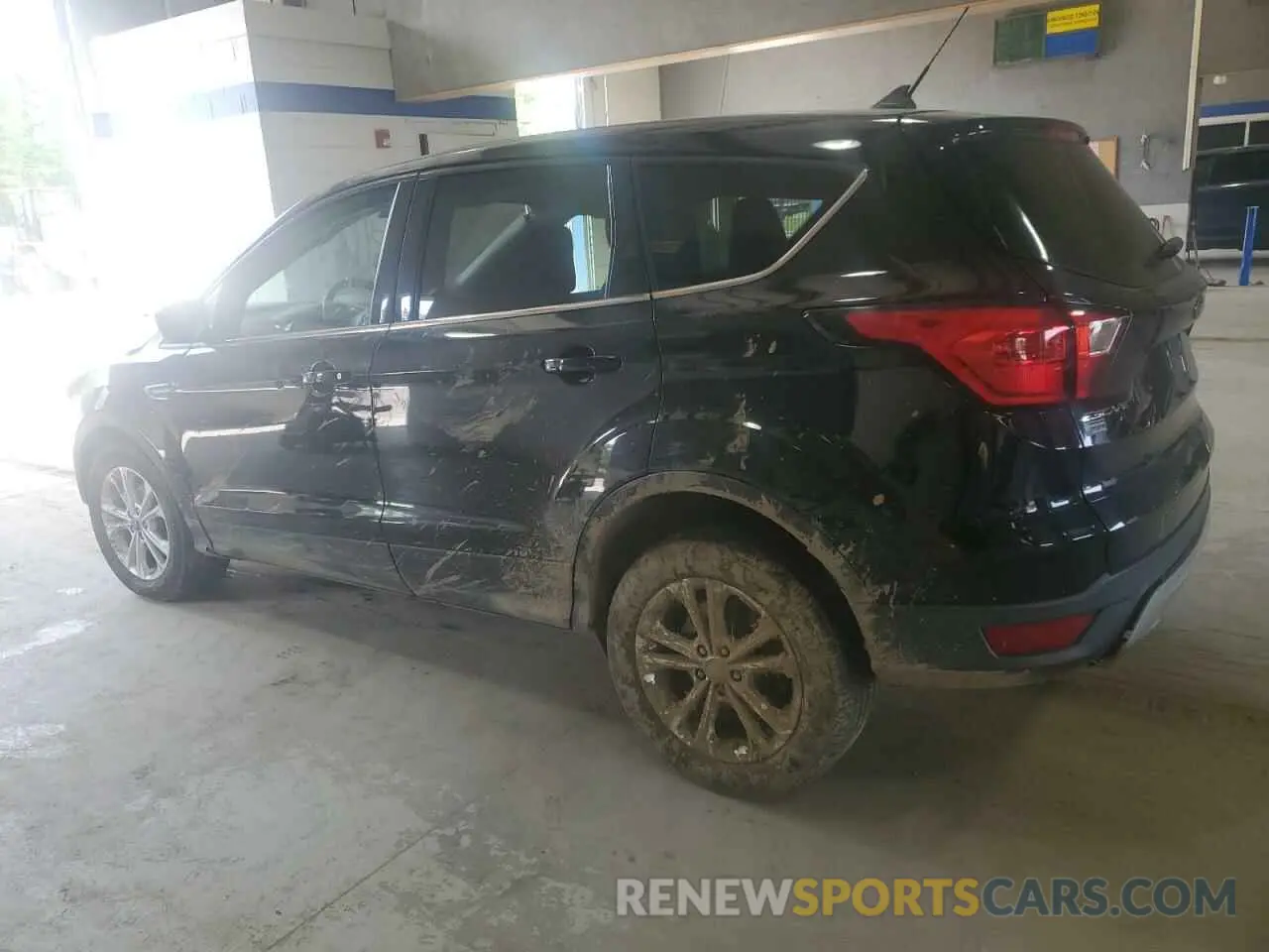 2 Photograph of a damaged car 1FMCU0GD3KUA07915 FORD ESCAPE 2019