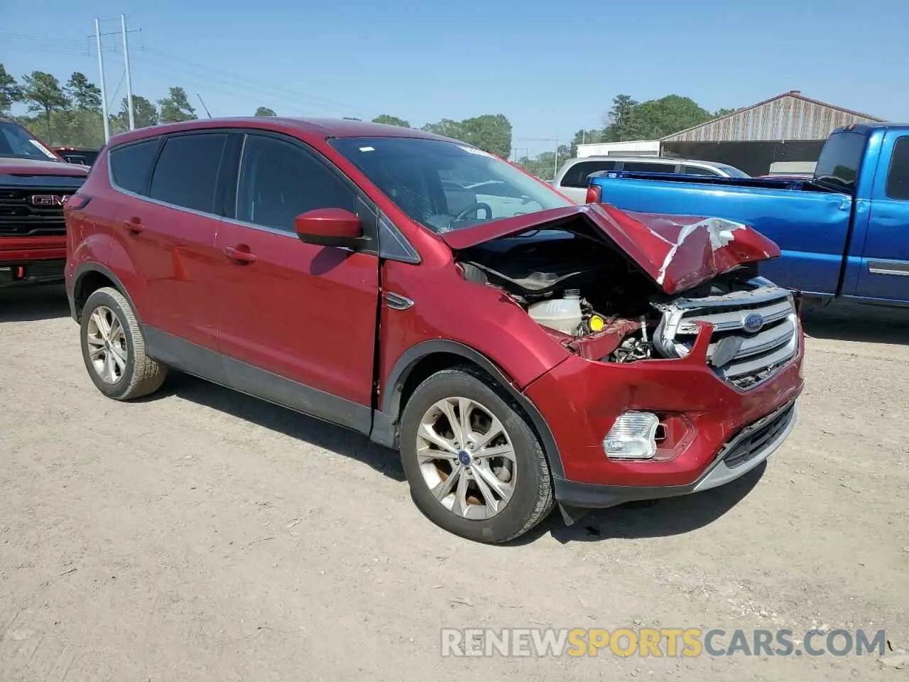 4 Photograph of a damaged car 1FMCU0GD3KUA67774 FORD ESCAPE 2019