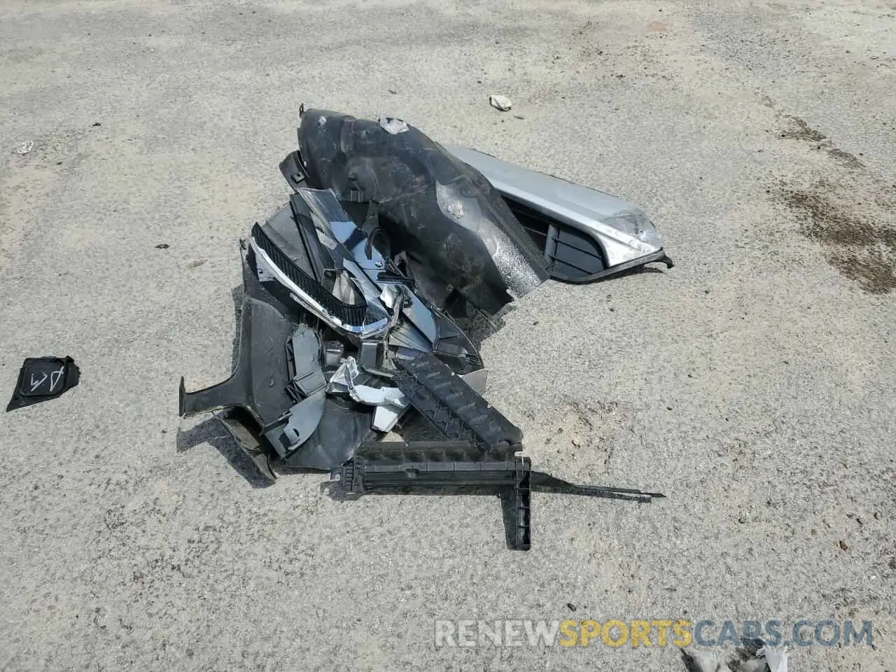 15 Photograph of a damaged car 1FMCU0GD3KUA75356 FORD ESCAPE 2019