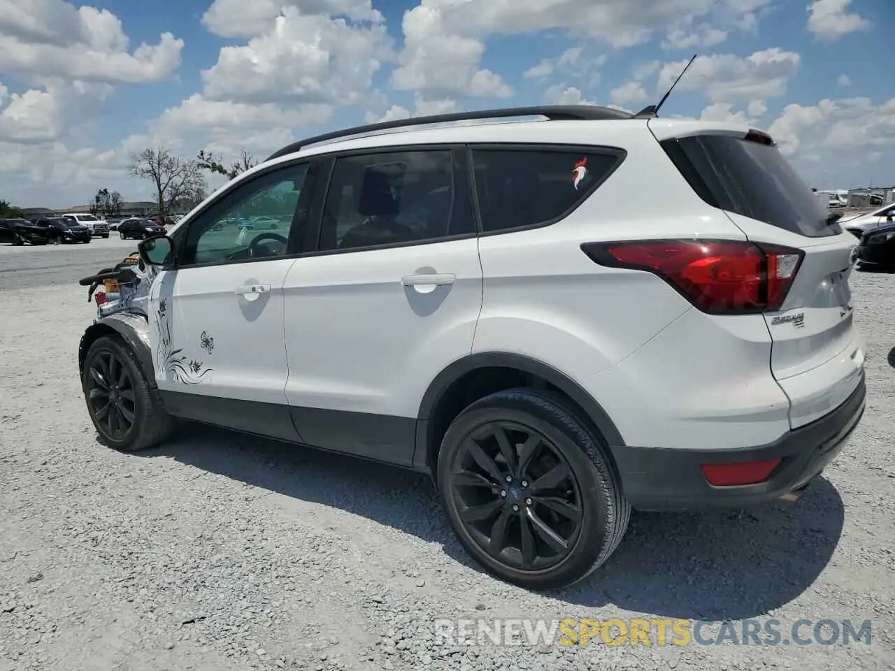 2 Photograph of a damaged car 1FMCU0GD3KUB08906 FORD ESCAPE 2019