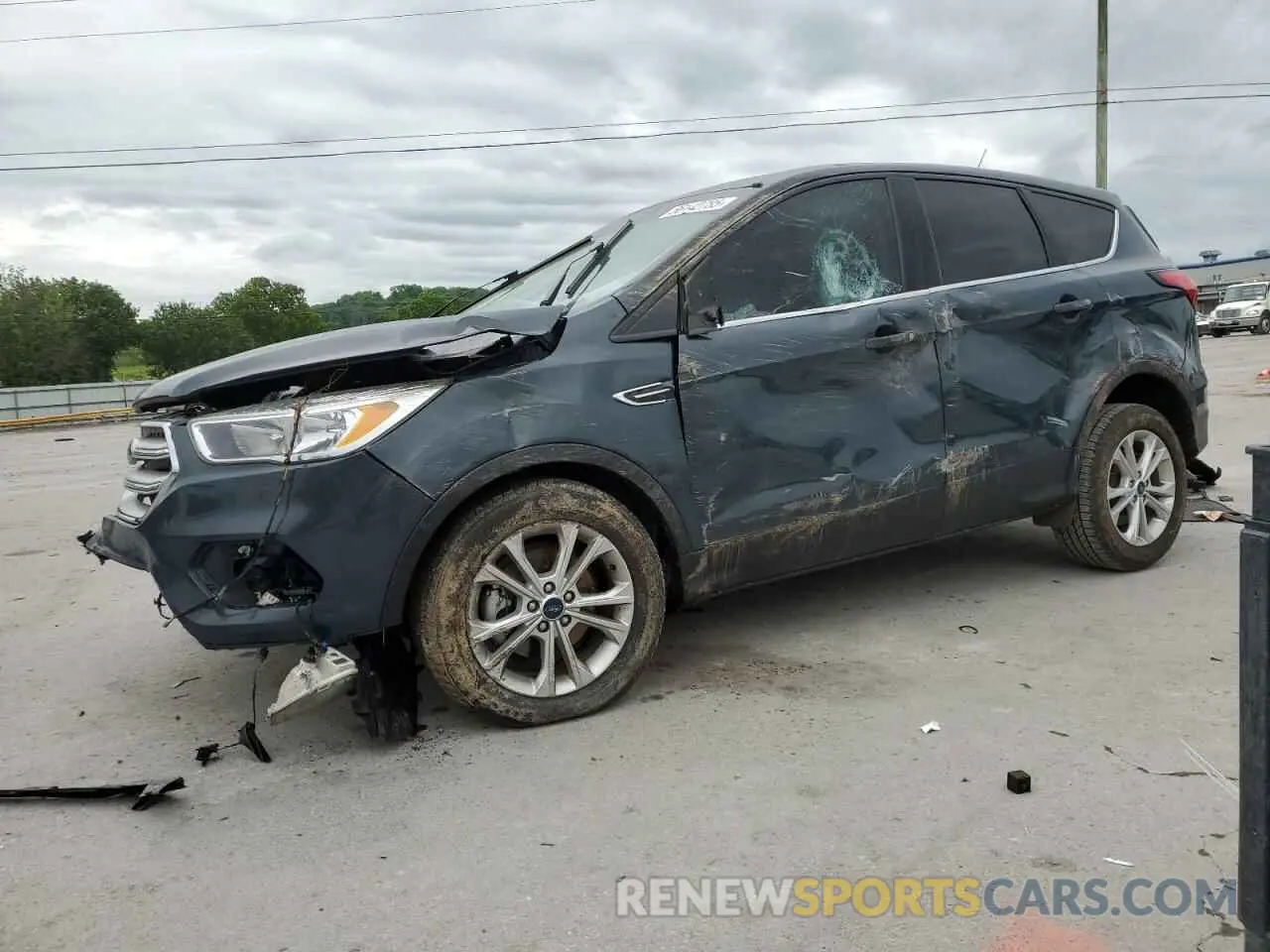 1 Photograph of a damaged car 1FMCU0GD3KUB10932 FORD ESCAPE 2019