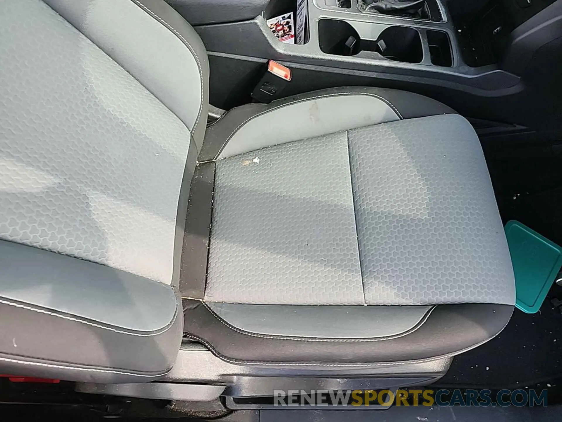 14 Photograph of a damaged car 1FMCU0GD3KUB26080 FORD ESCAPE 2019