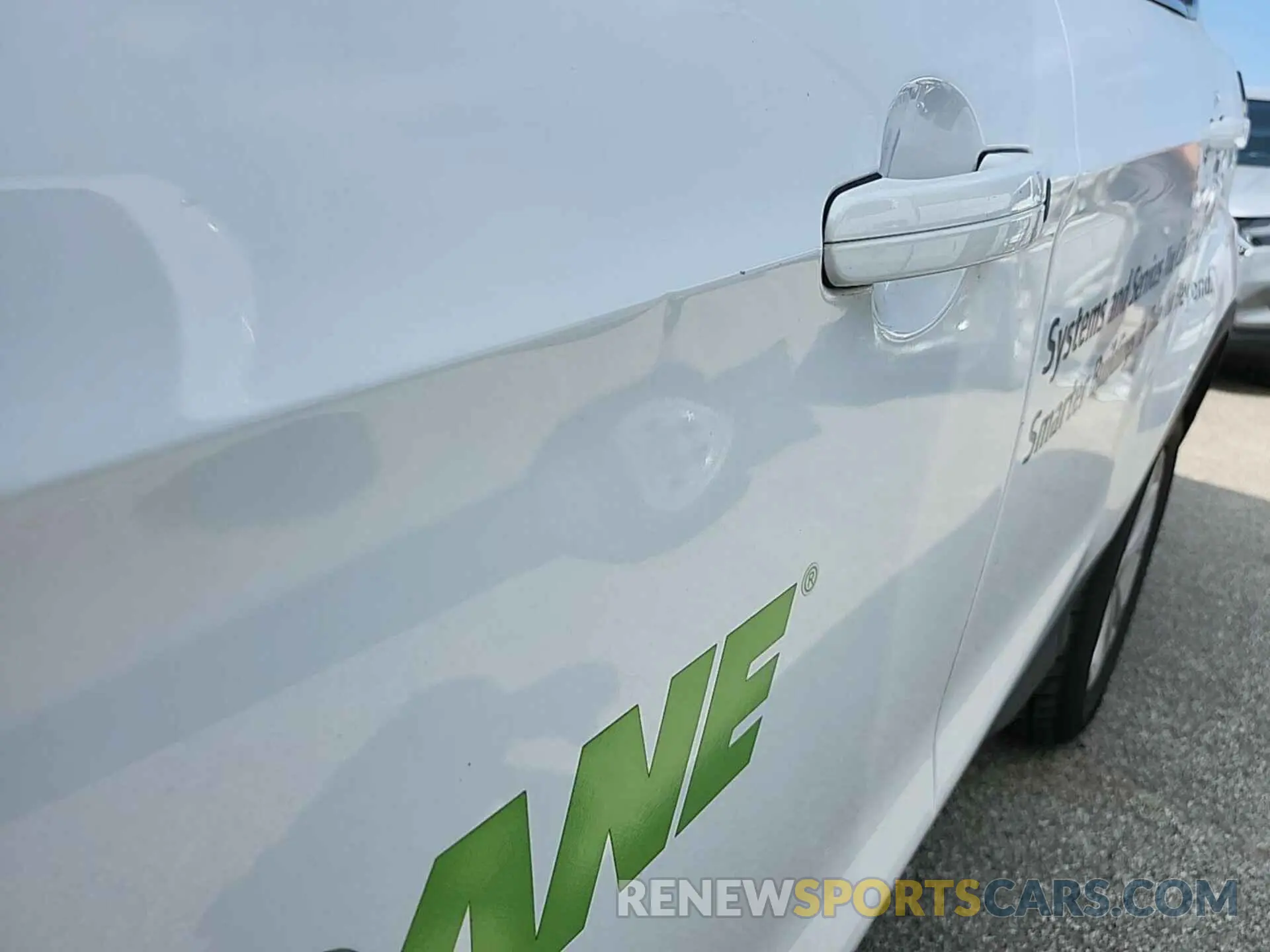 9 Photograph of a damaged car 1FMCU0GD3KUB26080 FORD ESCAPE 2019