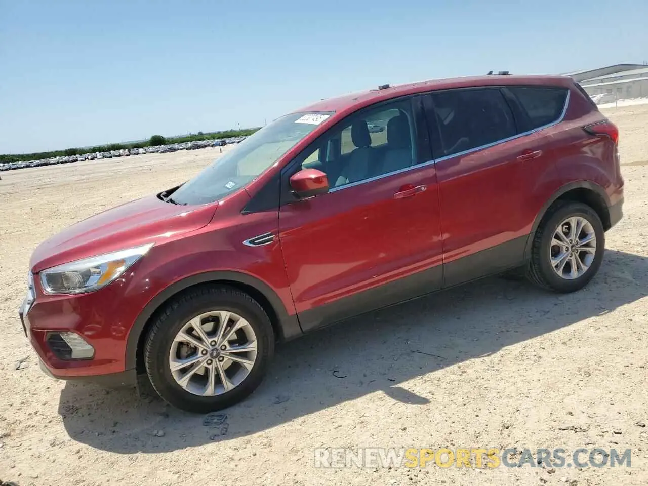 1 Photograph of a damaged car 1FMCU0GD3KUB26225 FORD ESCAPE 2019