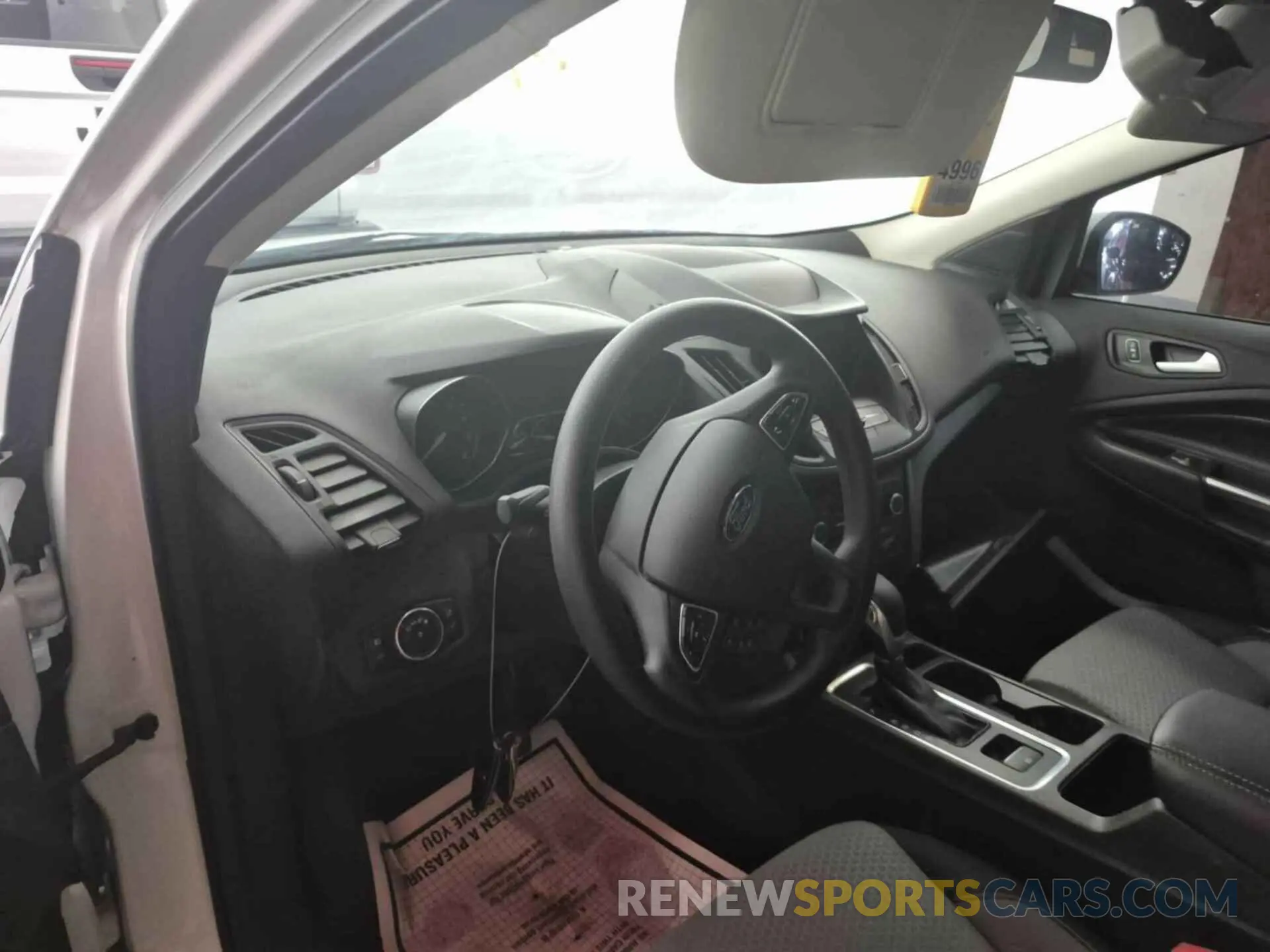 11 Photograph of a damaged car 1FMCU0GD3KUC36997 FORD ESCAPE 2019
