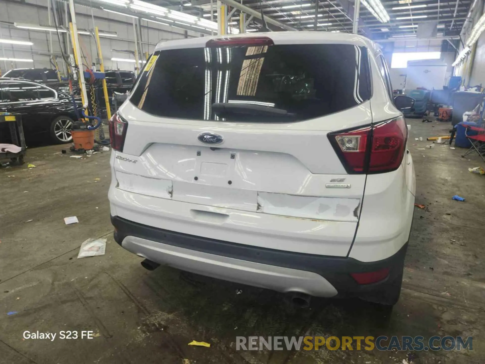 7 Photograph of a damaged car 1FMCU0GD3KUC36997 FORD ESCAPE 2019