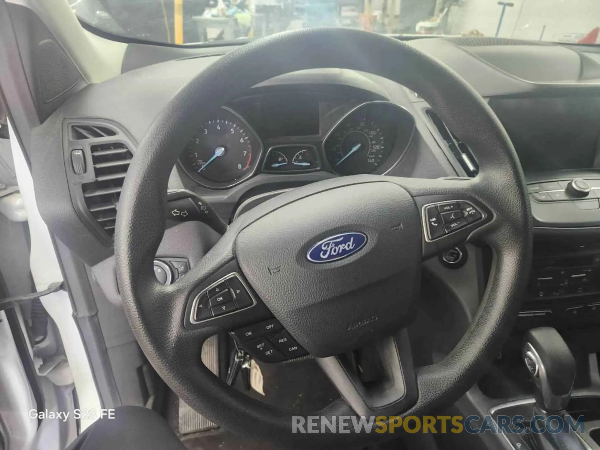 9 Photograph of a damaged car 1FMCU0GD3KUC36997 FORD ESCAPE 2019