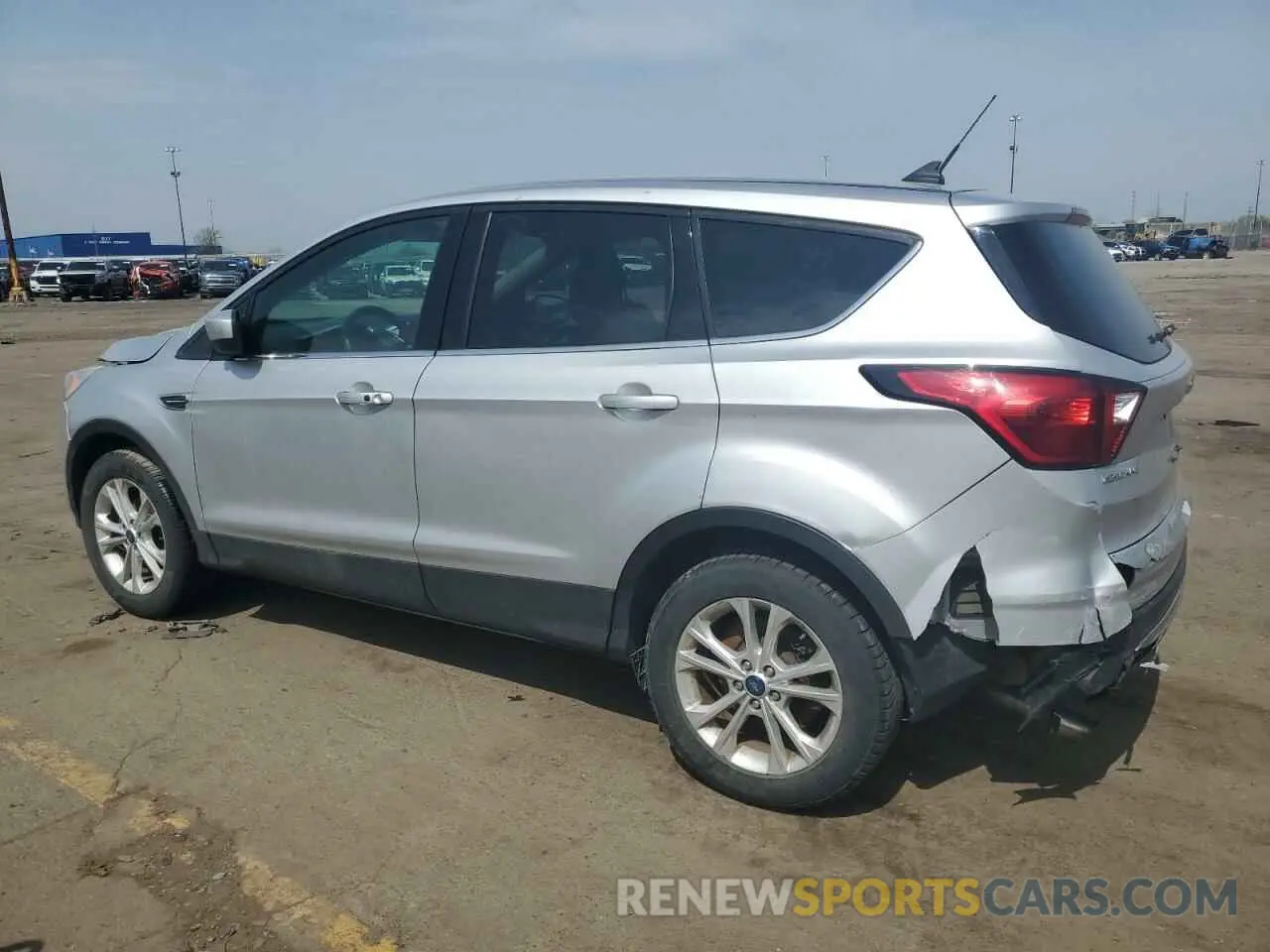 2 Photograph of a damaged car 1FMCU0GD4KUA13433 FORD ESCAPE 2019