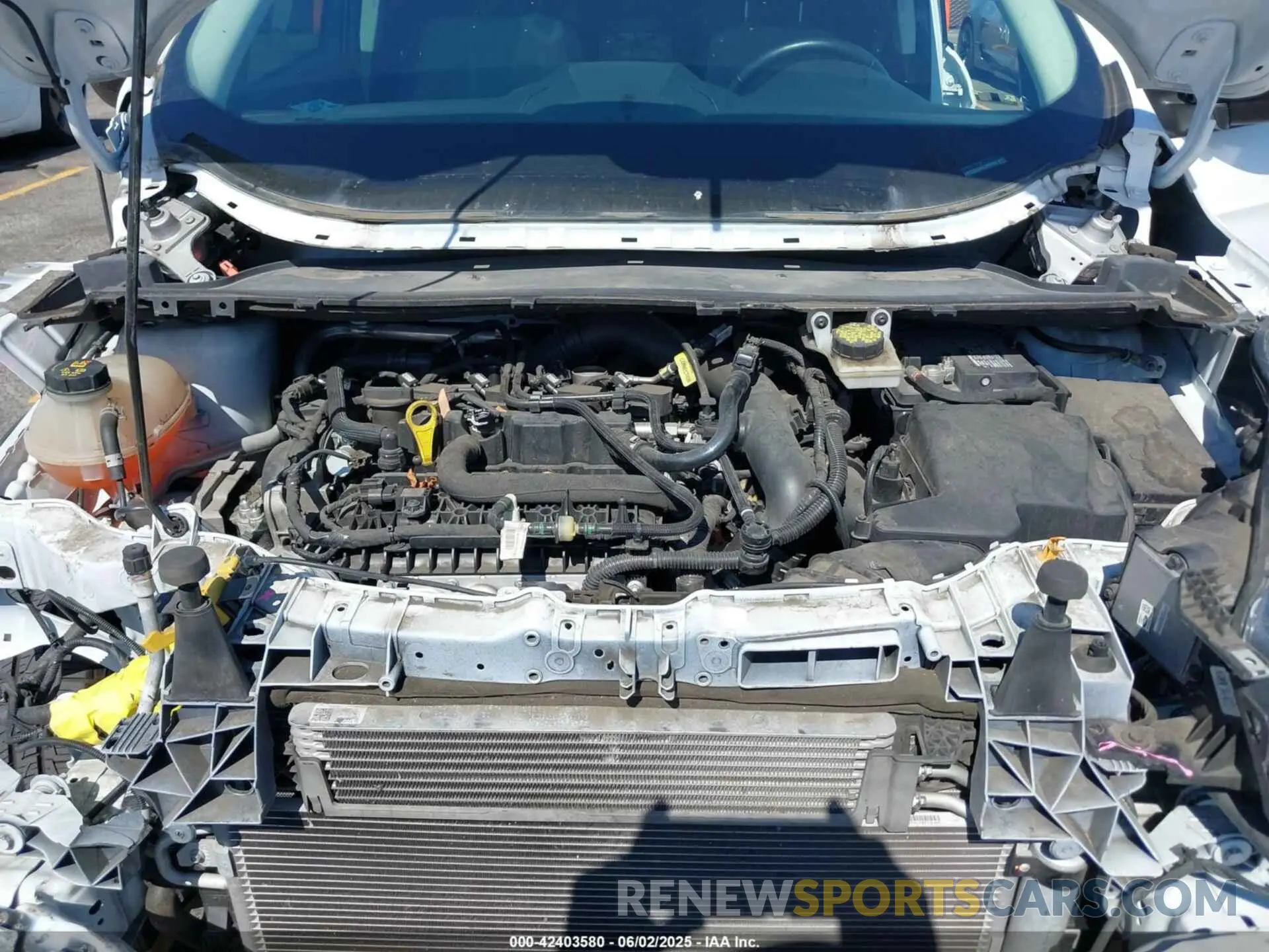 10 Photograph of a damaged car 1FMCU0GD4KUA80209 FORD ESCAPE 2019