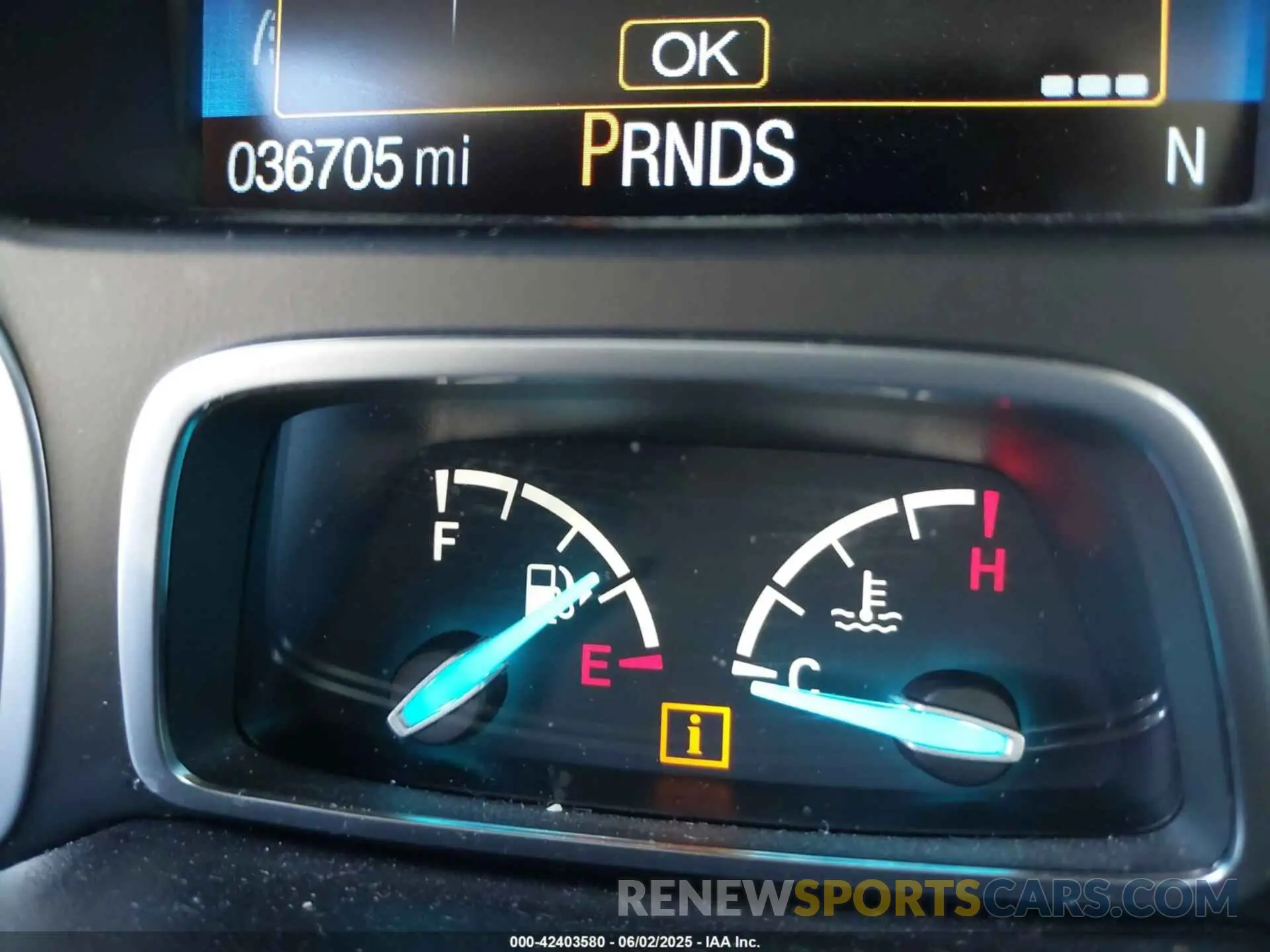 16 Photograph of a damaged car 1FMCU0GD4KUA80209 FORD ESCAPE 2019