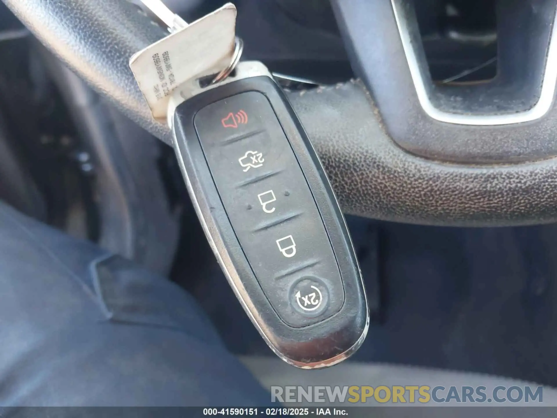 11 Photograph of a damaged car 1FMCU0GD4KUA91551 FORD ESCAPE 2019