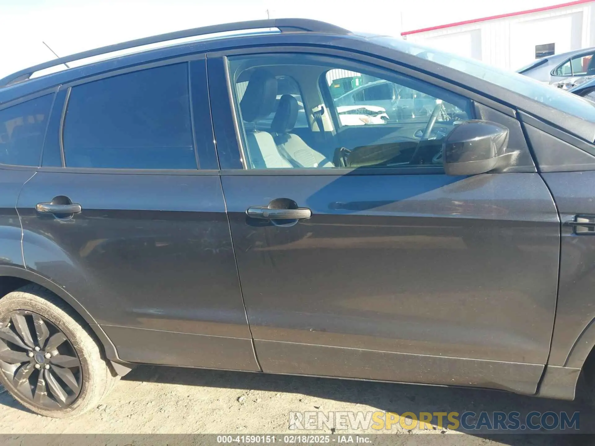 14 Photograph of a damaged car 1FMCU0GD4KUA91551 FORD ESCAPE 2019