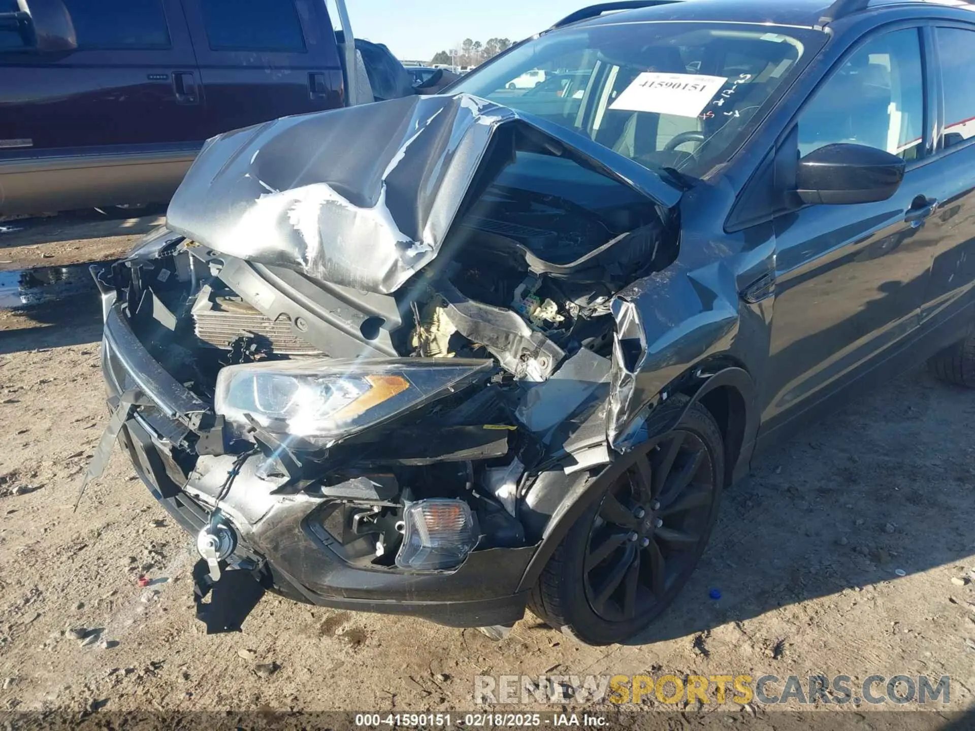 6 Photograph of a damaged car 1FMCU0GD4KUA91551 FORD ESCAPE 2019