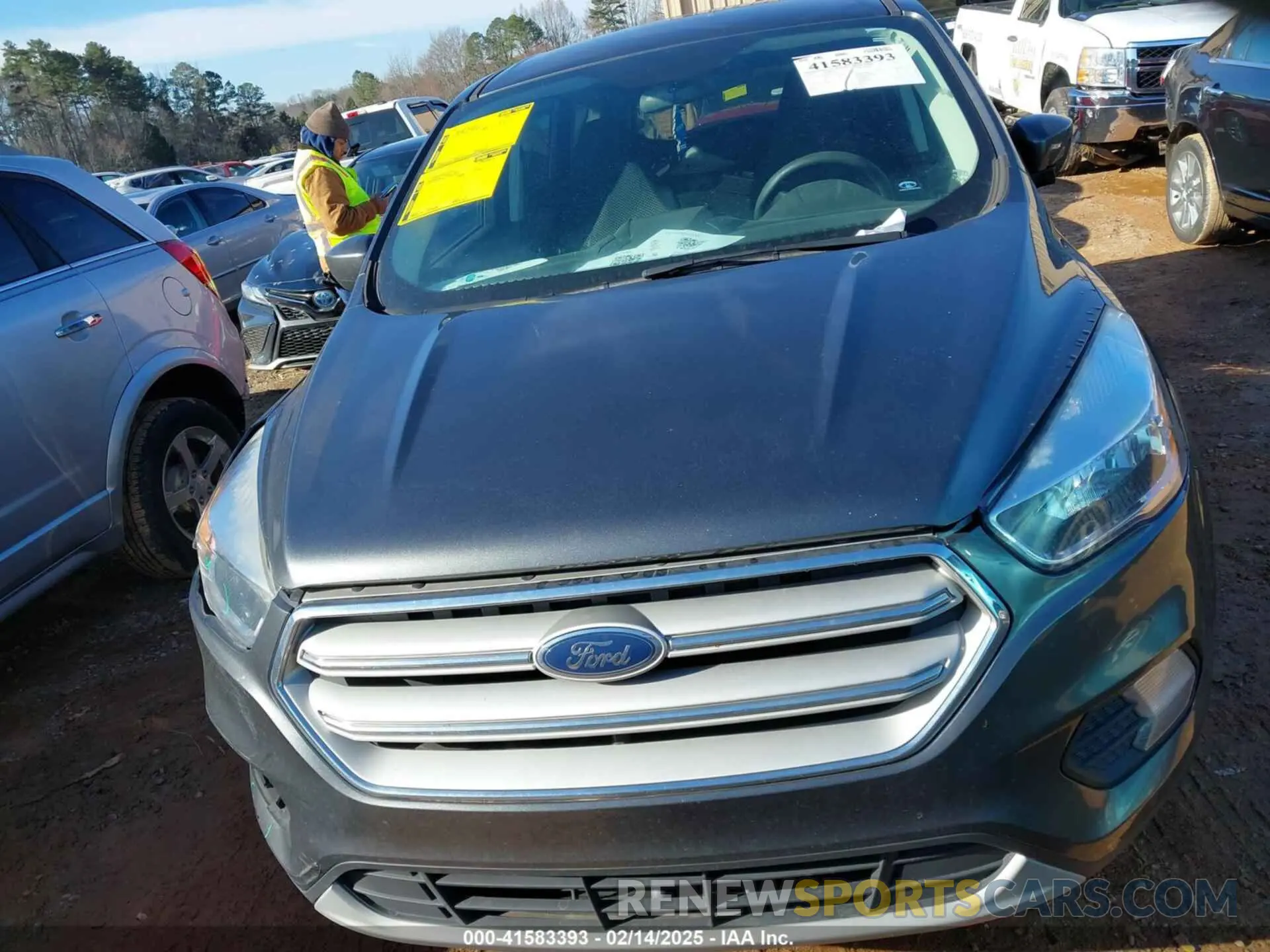 13 Photograph of a damaged car 1FMCU0GD4KUB20403 FORD ESCAPE 2019