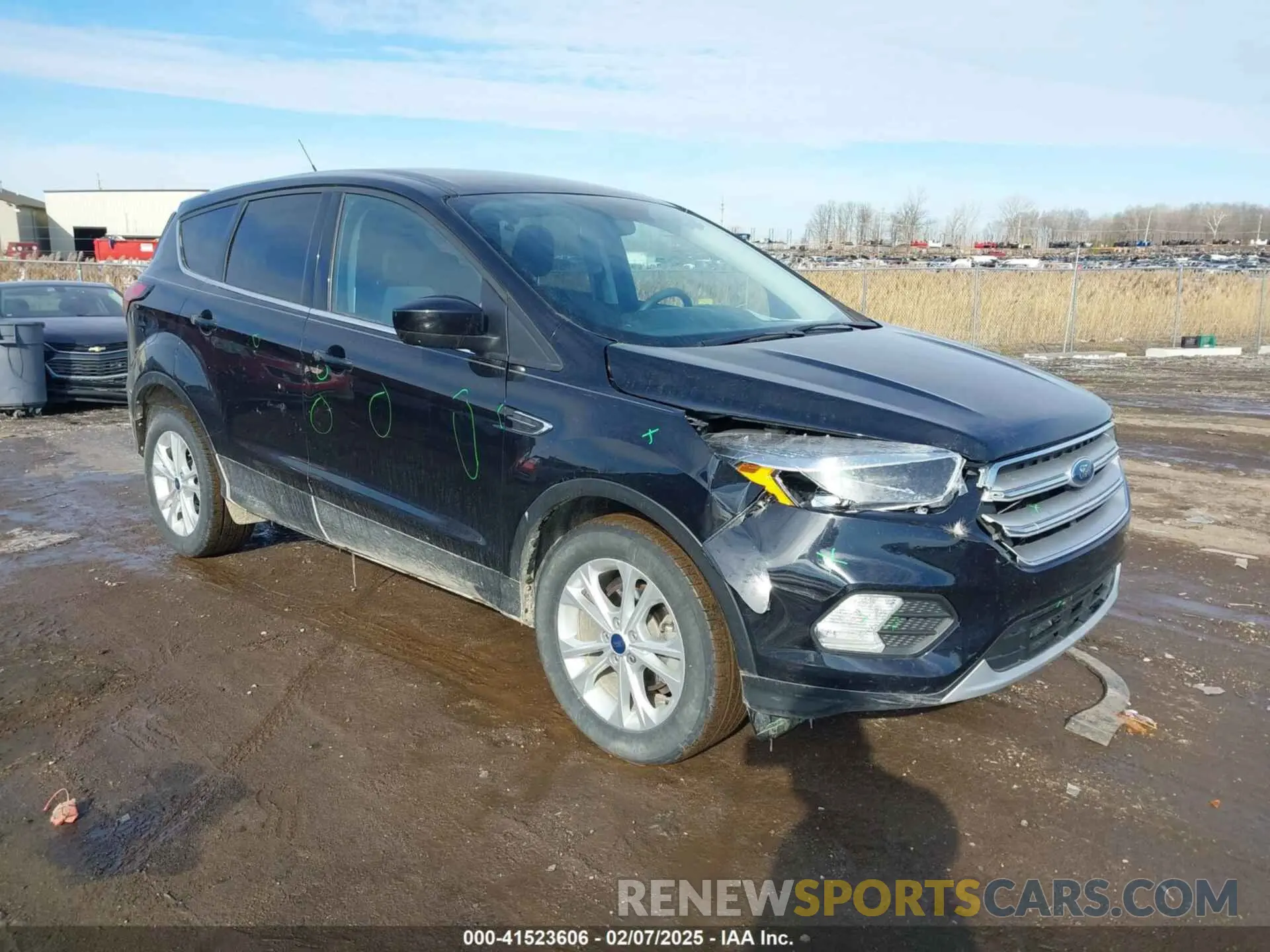 1 Photograph of a damaged car 1FMCU0GD4KUB25455 FORD ESCAPE 2019