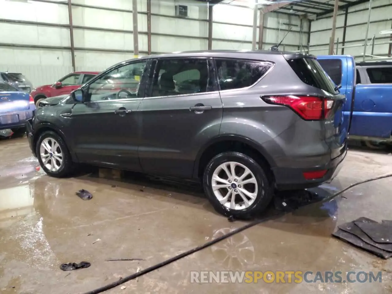 2 Photograph of a damaged car 1FMCU0GD4KUB64935 FORD ESCAPE 2019