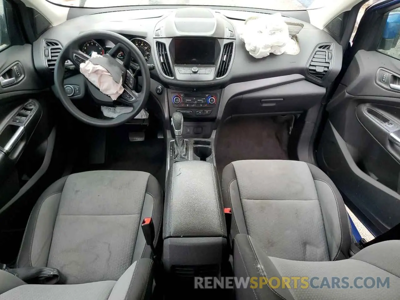 8 Photograph of a damaged car 1FMCU0GD5KUA05194 FORD ESCAPE 2019