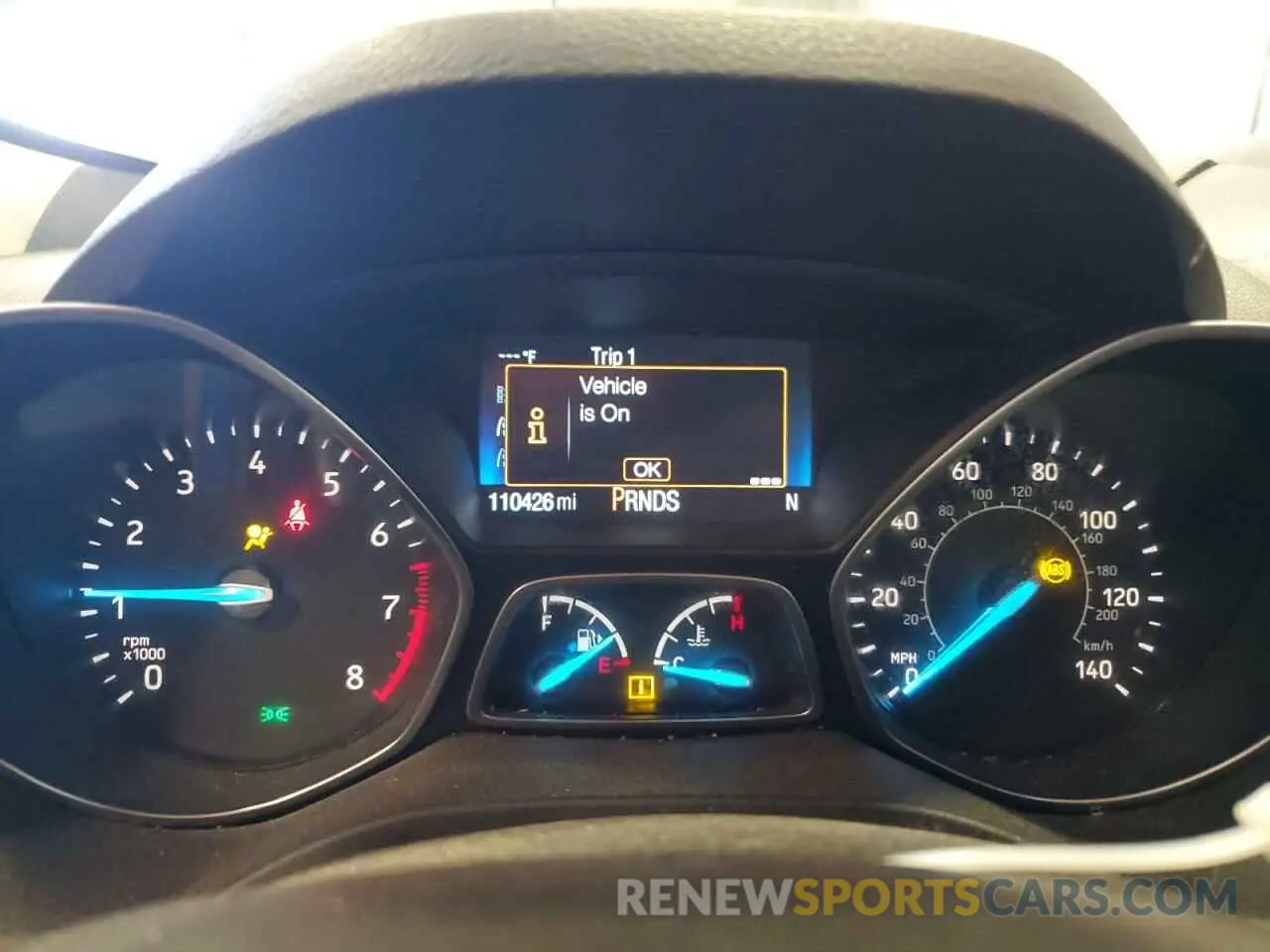 9 Photograph of a damaged car 1FMCU0GD5KUA13618 FORD ESCAPE 2019