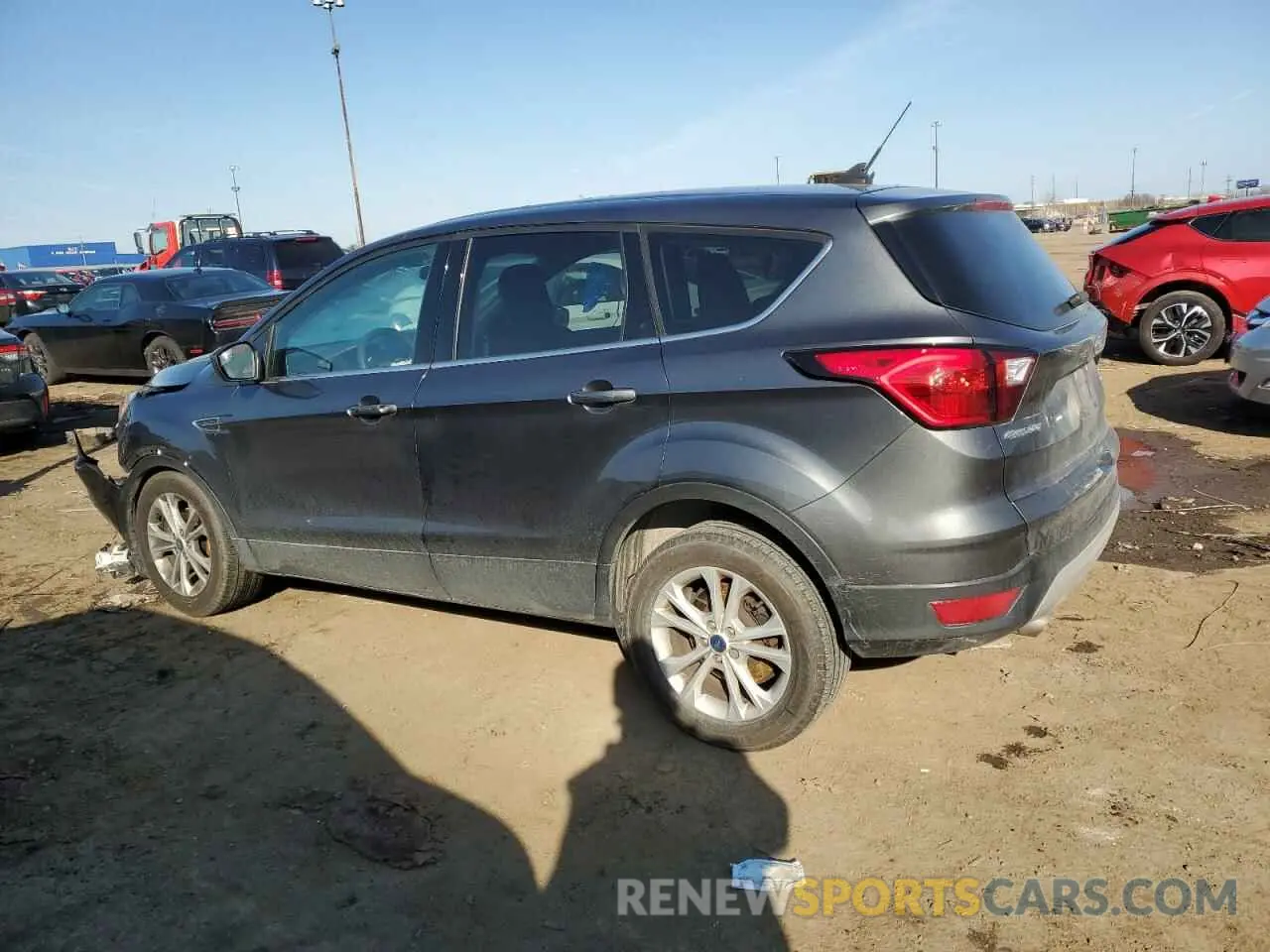 2 Photograph of a damaged car 1FMCU0GD5KUA15708 FORD ESCAPE 2019