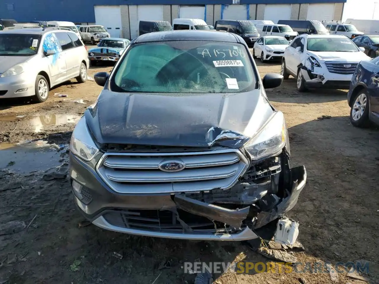5 Photograph of a damaged car 1FMCU0GD5KUA15708 FORD ESCAPE 2019
