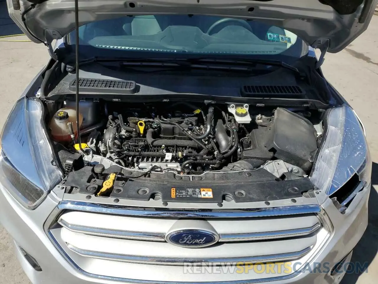 12 Photograph of a damaged car 1FMCU0GD5KUA32704 FORD ESCAPE 2019