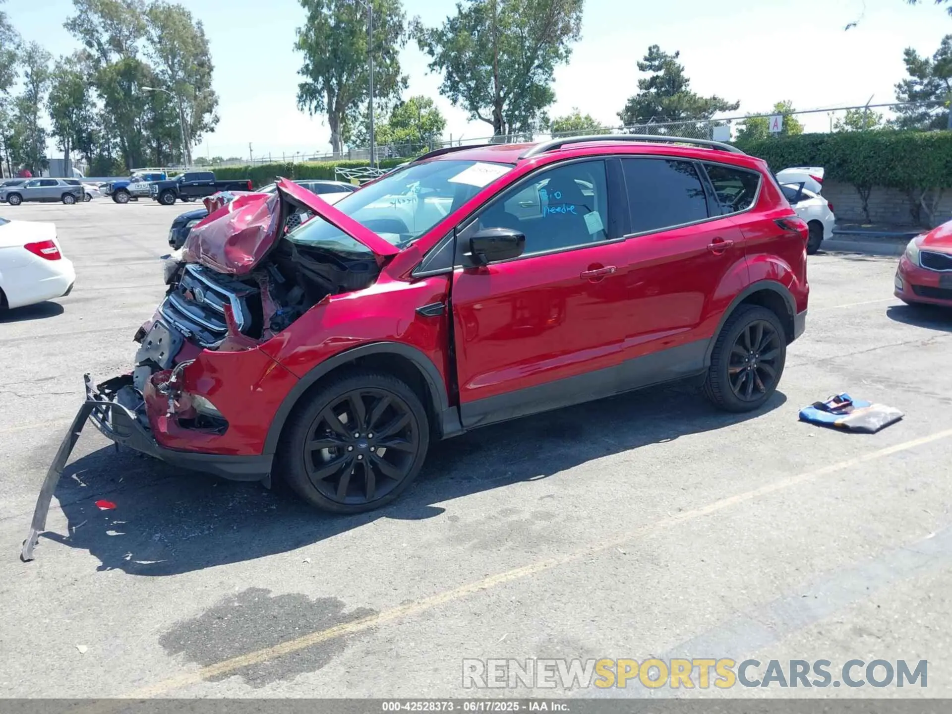 2 Photograph of a damaged car 1FMCU0GD5KUA36073 FORD ESCAPE 2019