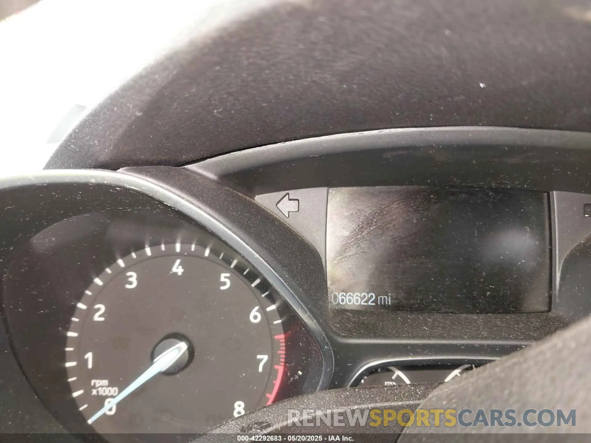 7 Photograph of a damaged car 1FMCU0GD5KUA39524 FORD ESCAPE 2019