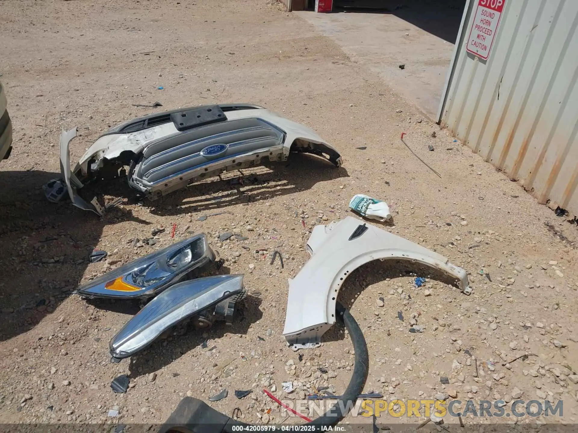 12 Photograph of a damaged car 1FMCU0GD5KUA56050 FORD ESCAPE 2019