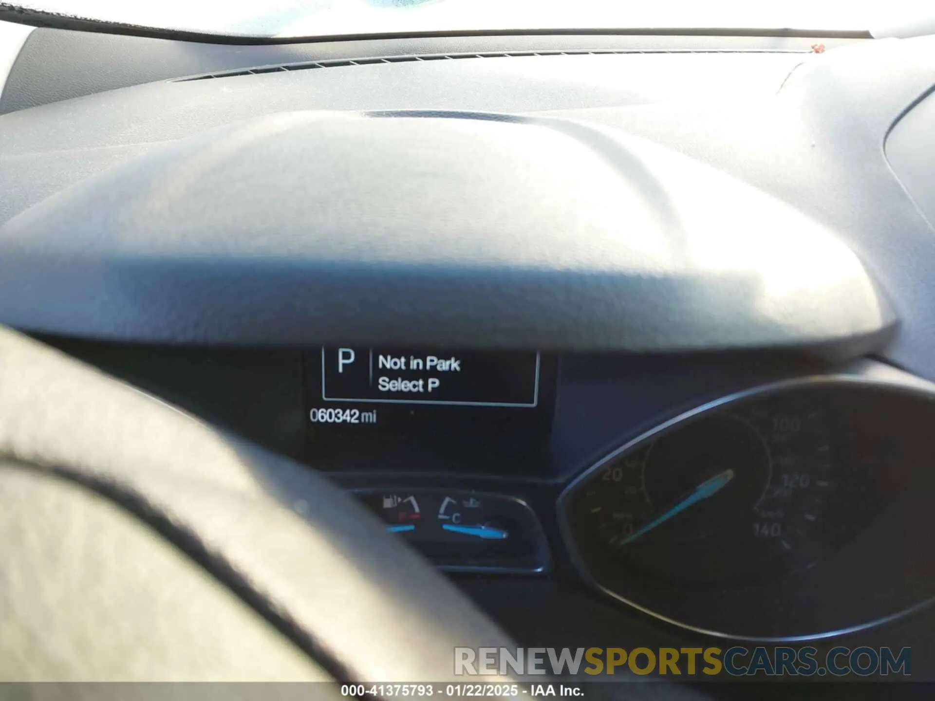 7 Photograph of a damaged car 1FMCU0GD5KUB23228 FORD ESCAPE 2019