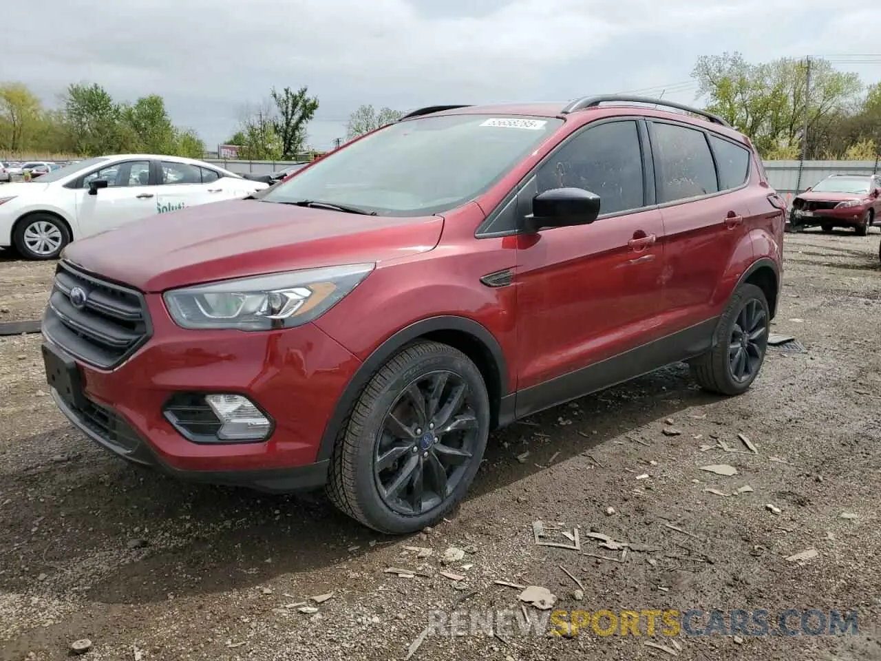 1 Photograph of a damaged car 1FMCU0GD5KUB24167 FORD ESCAPE 2019