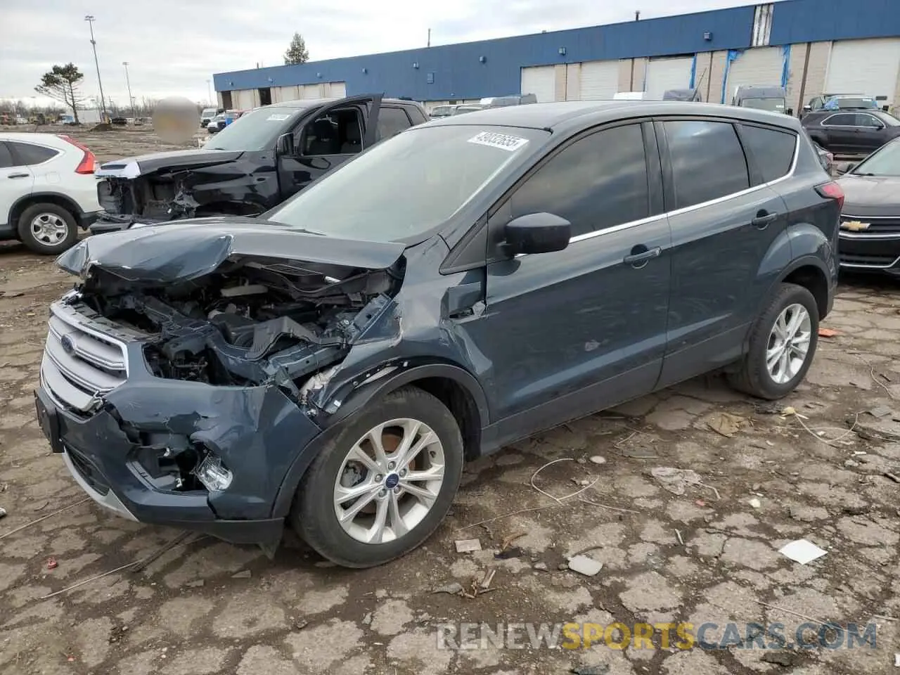 1 Photograph of a damaged car 1FMCU0GD5KUB55466 FORD ESCAPE 2019