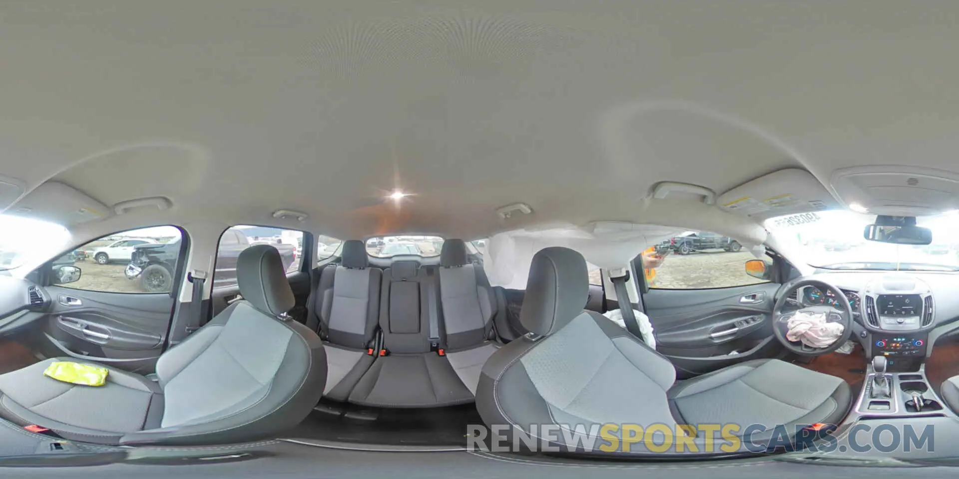 14 Photograph of a damaged car 1FMCU0GD5KUB55466 FORD ESCAPE 2019